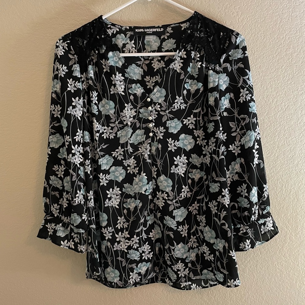 NWOT - Karl Lagerfeld Blouse - Size XS